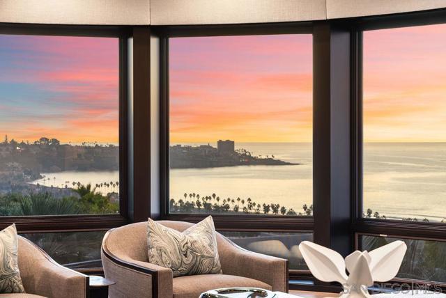 2516 Ruette Nicole, La Jolla CA: https://media.crmls.org/mediaz/2abce91c-779b-4902-a2ed-13f3a011d119.jpg