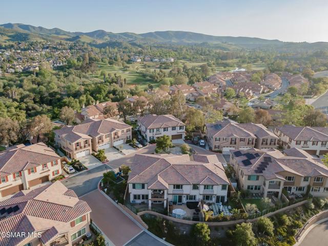 263 Morro Way, Simi Valley CA: https://media.crmls.org/mediaz/2abde1ec-336b-4f53-9fb2-f7bb4e66aa40.jpg
