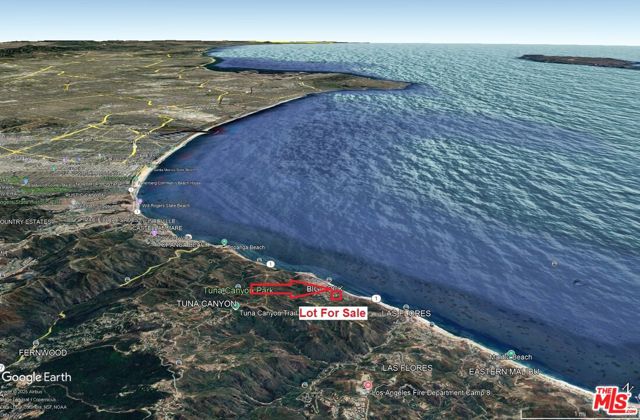 20545 Roca Chica Drive, Malibu CA: https://media.crmls.org/mediaz/2abe0ebe-019f-451b-8734-3c12fdc0e899.jpg