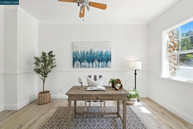 1023 Pebble Beach Dr, Clayton CA: https://media.crmls.org/mediaz/2abe59c9-fbb3-491b-8ae8-b45100daad2f.jpg