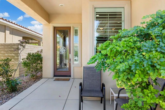 41412 Calle Pampas, Indio CA: https://media.crmls.org/mediaz/2abe60be-cb92-47b5-9fb0-e0460920f886.jpg