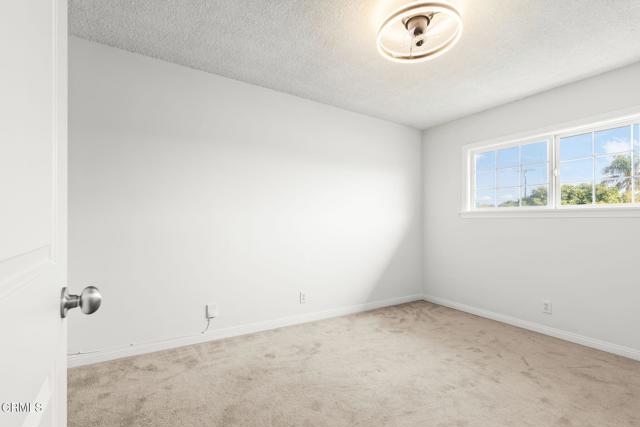 Detail Gallery Image 14 of 40 For 400 Arcade Dr, Ventura,  CA 93003 - – Beds | – Baths