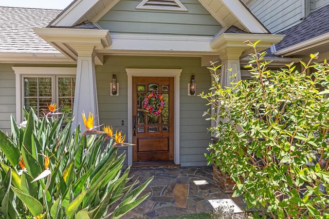 587 Sequoia Avenue, Redwood City CA: https://media.crmls.org/mediaz/2abe7776-755d-4fa2-92b7-bf992c56012f.jpg