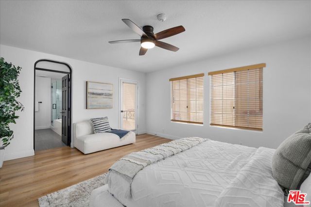 625 9th Street, Hermosa Beach, California 90254, 3 Bedrooms Bedrooms, ,2 BathroomsBathrooms,Residential,Sold,9th,25523845