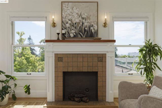 3945 Randolph Ave, Oakland CA: https://media.crmls.org/mediaz/2abfc7e4-3ca1-4624-9609-083220026aba.jpg