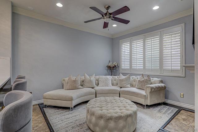 1526 Caminito Sicilia, Chula Vista CA: https://media.crmls.org/mediaz/2ac18cf6-33c2-4aac-8aa8-d3c53076eb9f.jpg