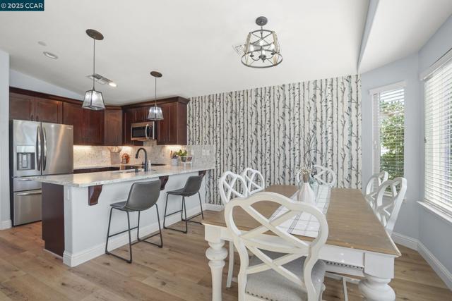304 Birch Ridge Dr, Rio Vista CA: https://media.crmls.org/mediaz/2ac18fc0-3603-46c8-af44-160bed314a59.jpg