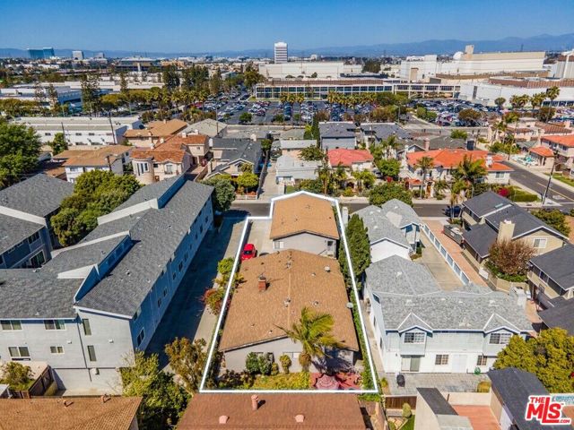 2116 WARFIELD Avenue, Redondo Beach, California 90278, ,Residential Income,Sold,WARFIELD,22139161