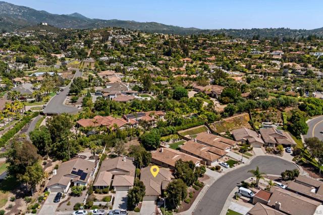18207 Aceituno St, San Diego CA: https://media.crmls.org/mediaz/2ac2cd6d-1eb8-4521-a07c-5c7c4b59b99f.jpg