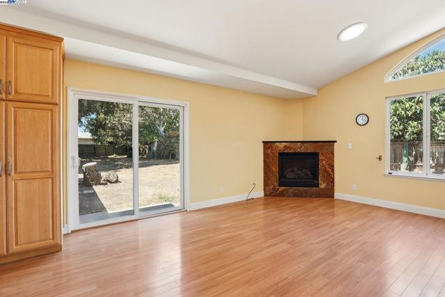 37709 Arlene Court, Fremont CA: https://media.crmls.org/mediaz/2ac351d7-ac0e-4b21-b738-7cf25af2b94c.jpg