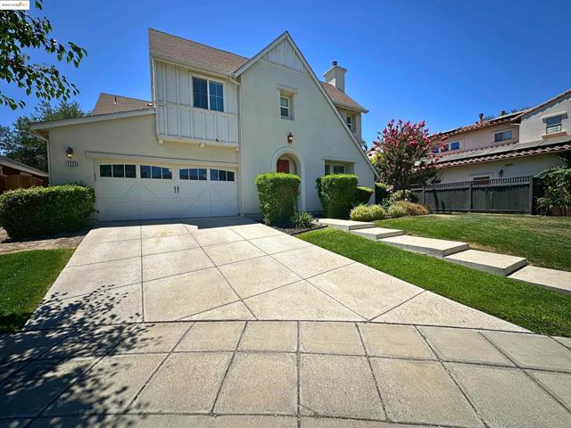 1327 Remington Ct, Tracy CA: https://media.crmls.org/mediaz/2ac43a7e-49f3-4b23-986e-cc1d1164acaf.jpg