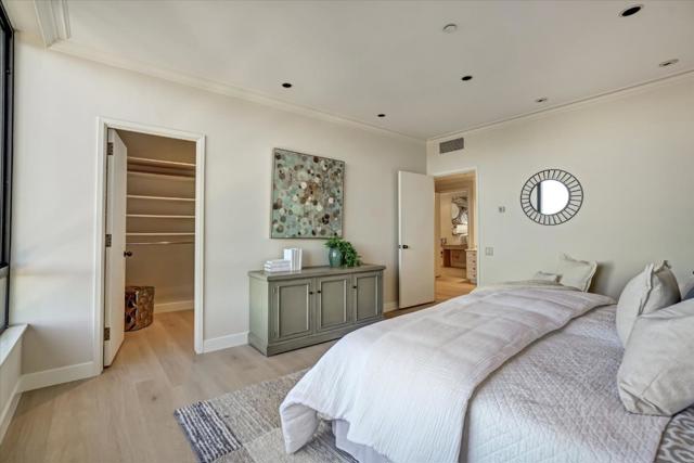 40 W 3rd Avenue, San Mateo CA: https://media.crmls.org/mediaz/2ac48785-d4b9-49d9-ab45-4140211f71cc.jpg
