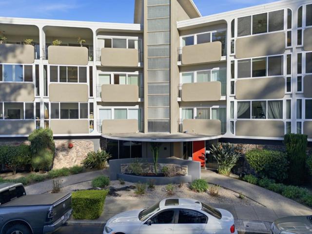 111 Wellesley, Redwood City CA: https://media.crmls.org/mediaz/2ac4a9bb-7f95-4a3a-8d8f-77571e105c18.jpg