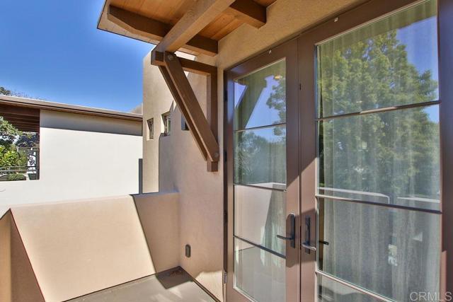 Detail Gallery Image 34 of 39 For 573 H, Coronado,  CA 92118 - 3 Beds | 3 Baths