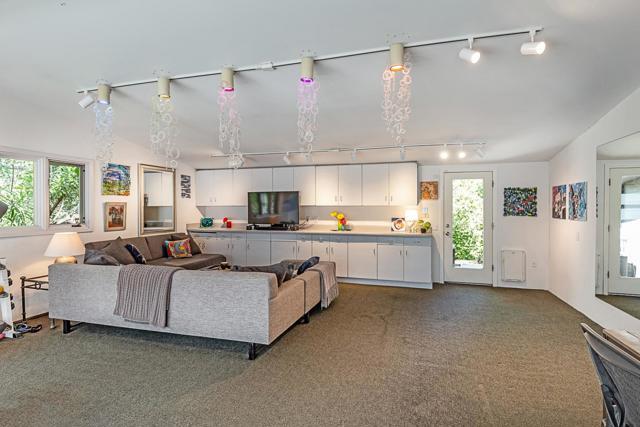 275 Eleanor Drive, Woodside CA: https://media.crmls.org/mediaz/2ac5c5e8-bc61-4fdb-822b-f3df921d697e.jpg