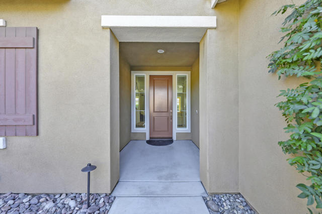 43402 Hazelton Lane, Indio, CA 92203