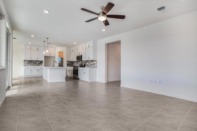 3209 Delta Coves Drive, Bethel Island CA: https://media.crmls.org/mediaz/2ac65dfb-3434-4a4f-854a-6f86edcd0228.jpg