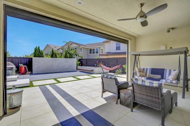 1246 S Wilshire Avenue, Mountain House CA: https://media.crmls.org/mediaz/2ac70891-5e3c-4298-abcf-d5a70872e407.jpg