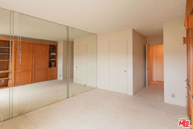 8701 Delgany Avenue, Playa del Rey CA: https://media.crmls.org/mediaz/2ac75a0a-c643-48c6-9f86-25281be3d72d.jpg