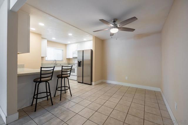 2566 WHITE OAK PLACE, Escondido CA: https://media.crmls.org/mediaz/2ac78475-88df-4040-b2ed-ef07b63e7648.jpg