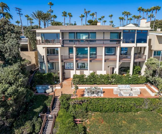 2977 Ocean Street, Carlsbad CA: https://media.crmls.org/mediaz/2ac7cb25-f4a4-4c82-ac85-bddbf9f8bc5a.jpg