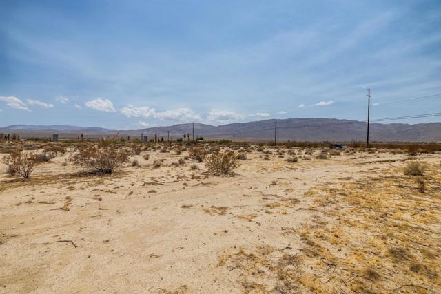 Image 51 of 68 For 3241 Borrego Valley Rd