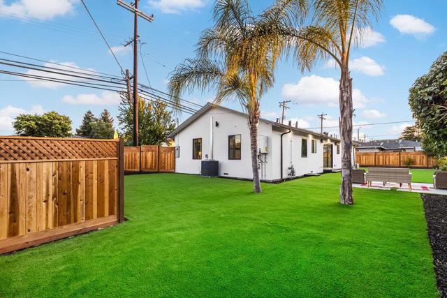1707 Fruitdale Avenue, San Jose CA: https://media.crmls.org/mediaz/2ac8888d-feb2-4e85-83e9-284fb09668b7.jpg