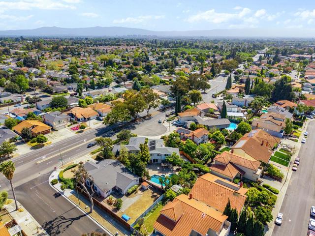 2813 Hostetter Road, San Jose CA: https://media.crmls.org/mediaz/2ac8beb8-076d-4ee8-ae5e-c6d14eeecbb1.jpg