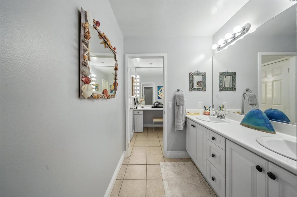 MLS #250031505SD img 43