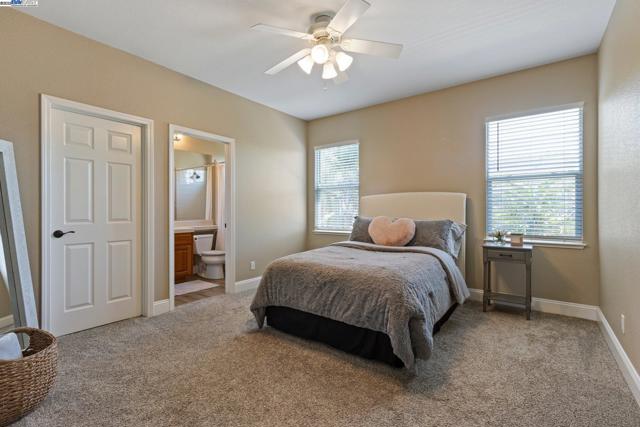6454 Green Castle Cir, Discovery Bay CA: https://media.crmls.org/mediaz/2ac97957-12fd-47d4-a1b0-b6fb7637cb34.jpg
