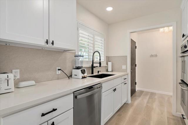907 Bainbridge ct, Sunnyvale CA: https://media.crmls.org/mediaz/2ac9fe03-1317-45b1-a06f-984cc2d34ddf.jpg