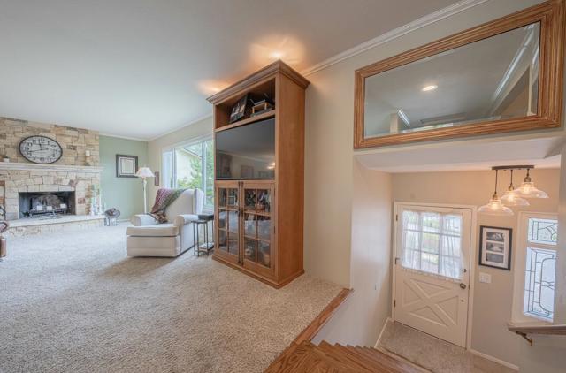 24 Pinehill Way, Monterey CA: https://media.crmls.org/mediaz/2acb1def-38a1-4b84-b9ca-b2d73c2fc349.jpg