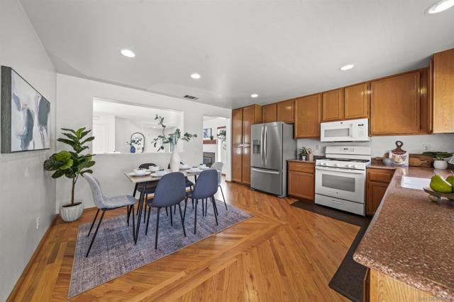 1255 St Helena, Chula Vista CA: https://media.crmls.org/mediaz/2acbfd2b-950c-43b3-92d7-160a3c588675.jpg