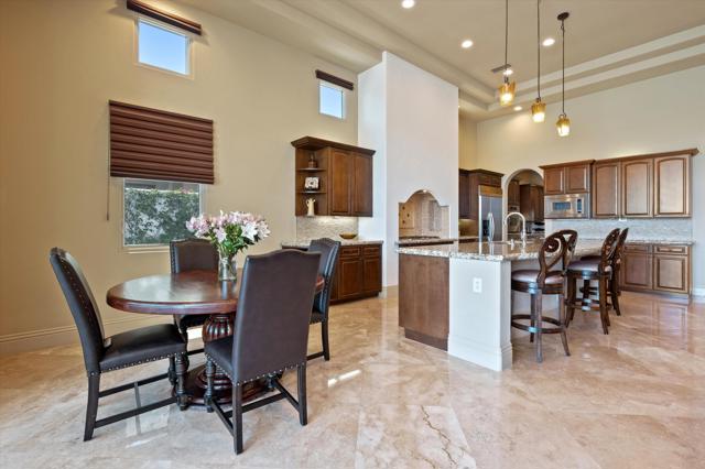 58440 Aracena, La Quinta CA: https://media.crmls.org/mediaz/2acc0281-3265-426e-99f6-d22069c0855e.jpg