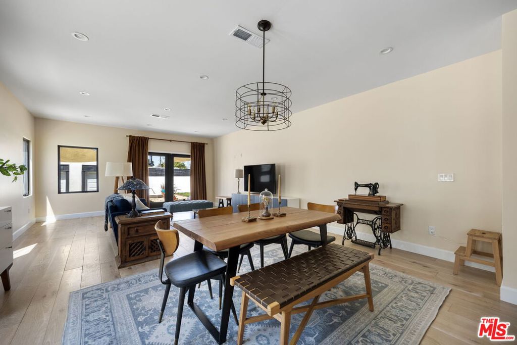 MLS #25537291 img 13