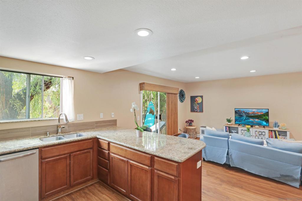155 Rosebay Dr - photo 10