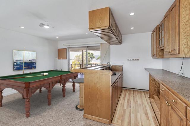 415 Kelly Avenue, Half Moon Bay CA: https://media.crmls.org/mediaz/2ace17ef-f116-48c8-9694-07f032158304.jpg