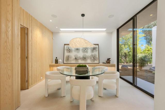71000 Tamarisk Lane, Rancho Mirage CA: https://media.crmls.org/mediaz/2ace7cc7-3ca8-4b85-81f0-ce3e8832e0d2.jpg
