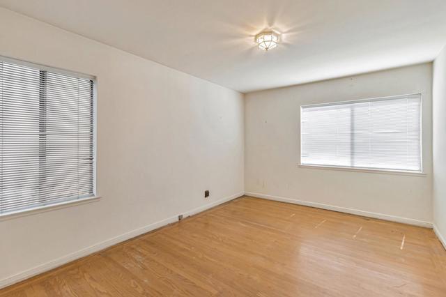 2643 Garfield Street, San Mateo CA: https://media.crmls.org/mediaz/2acea71f-1c39-4703-8df5-3a2105ed49ed.jpg