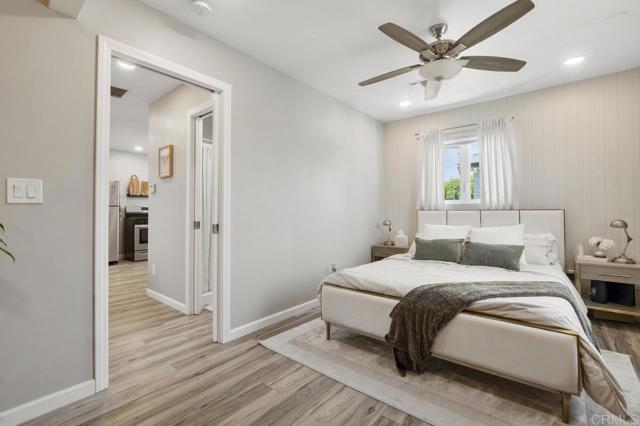 131 H Avenue, Coronado CA: https://media.crmls.org/mediaz/2acfdad2-fb2d-49dc-b070-abfa75062ca5.jpg