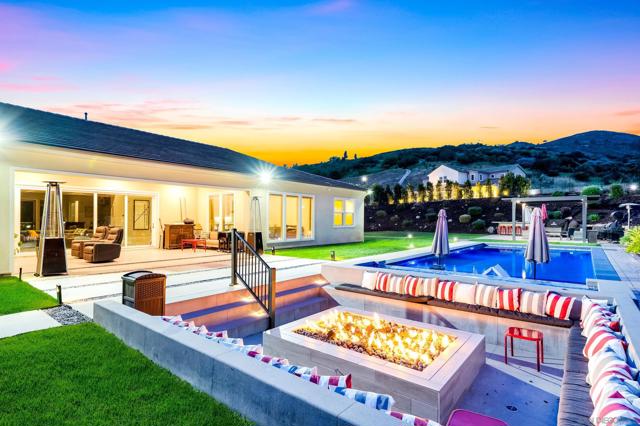 21992 Wilgen Rd, Escondido CA: https://media.crmls.org/mediaz/2acfedee-1f07-439c-b3e8-82f5467e222d.jpg