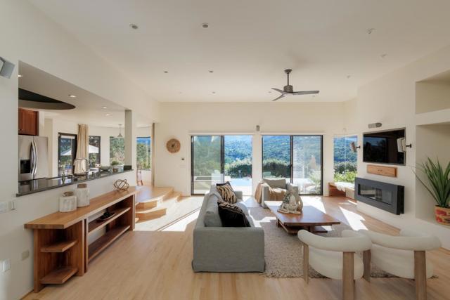 14300 Saddle Mountain Drive, Los Altos Hills CA: https://media.crmls.org/mediaz/2ad03263-4134-4395-b2ec-371fd71a900a.jpg