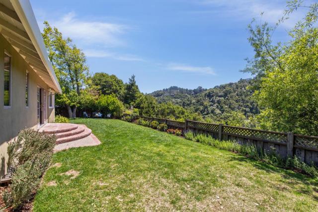 1412 Rainbow Drive, San Mateo CA: https://media.crmls.org/mediaz/2ad3734e-c8ee-4c75-943e-94d73bcc8ff2.jpg