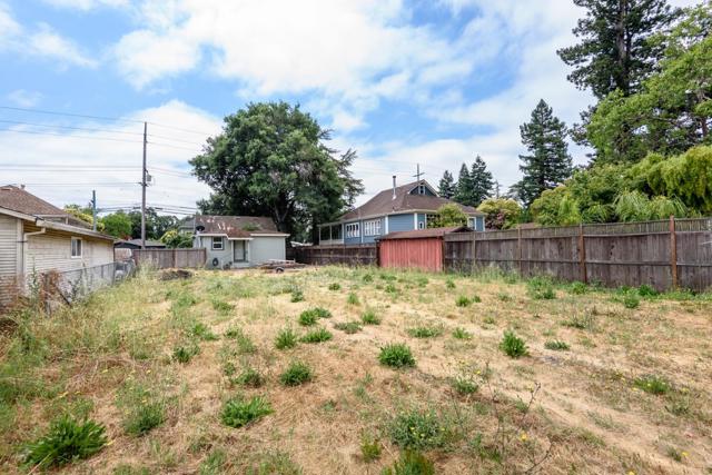 715 Tupper Street, Santa Rosa CA: https://media.crmls.org/mediaz/2ad396a6-228c-4fad-8289-33d9b731e3b6.jpg