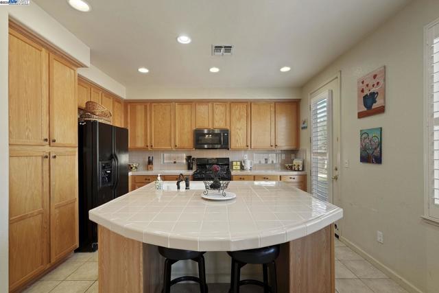 Image 31 of 53 For 5854 Riverbank Cir