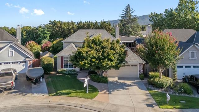 930 Hoesch Way, Gilroy CA: https://media.crmls.org/mediaz/2ad5fced-5d99-4180-a96e-6d2d051d86b9.jpg