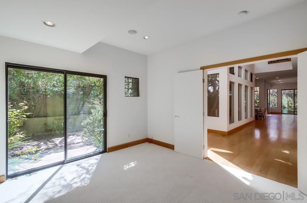 MLS #250022011SD image #31