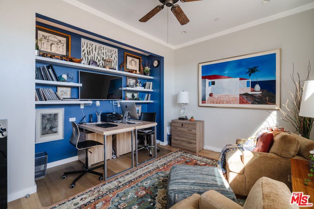 https://media.crmls.org/mediaz/2ad62483-84d2-4824-9043-8de97f6a5b0f.jpg?preset=X-Large