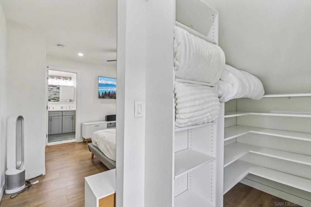 MLS #250044141SD image #21