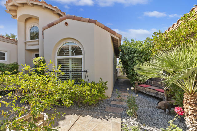 79918 Mission E Drive, La Quinta CA: https://media.crmls.org/mediaz/2ad847e6-7738-4df5-97b0-e1d18626371a.jpg